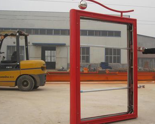 玻璃钢灯箱助力成都潮湿环境宣传：耐霉菌抗老化，地下车库 / 滨江步道标识耐用